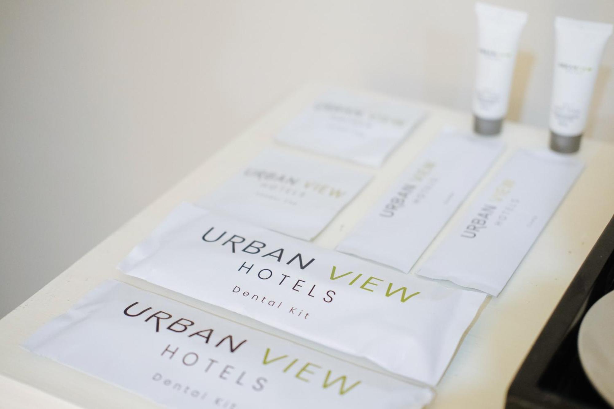 Urbanview At Lacson Street Bacolod City By Reddoorz Zimmer foto